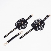 Черный фигурные оковы с золотистой фурнитурой - Crazy Handmade - купить с доставкой в Перми