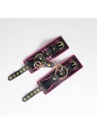 Черные кожаные наручники с розовой строчкой - Crazy Handmade - купить с доставкой в Перми